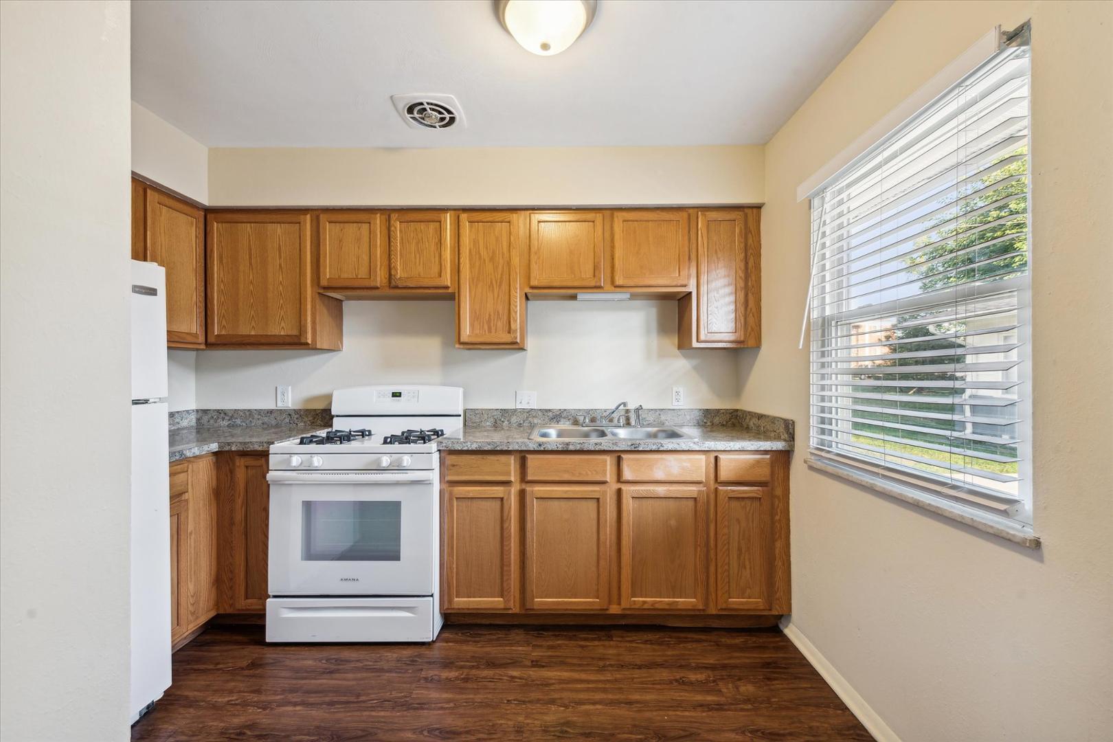 Homes for sale in Bowling Green, OH | 413 S Enterprise Street, Bowling Green, OH 43402 | MLS# 10000041