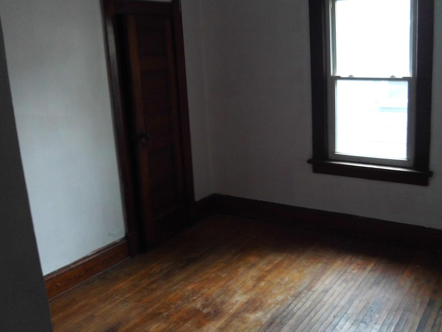 Image 5 For 1517 Lincoln Avenue