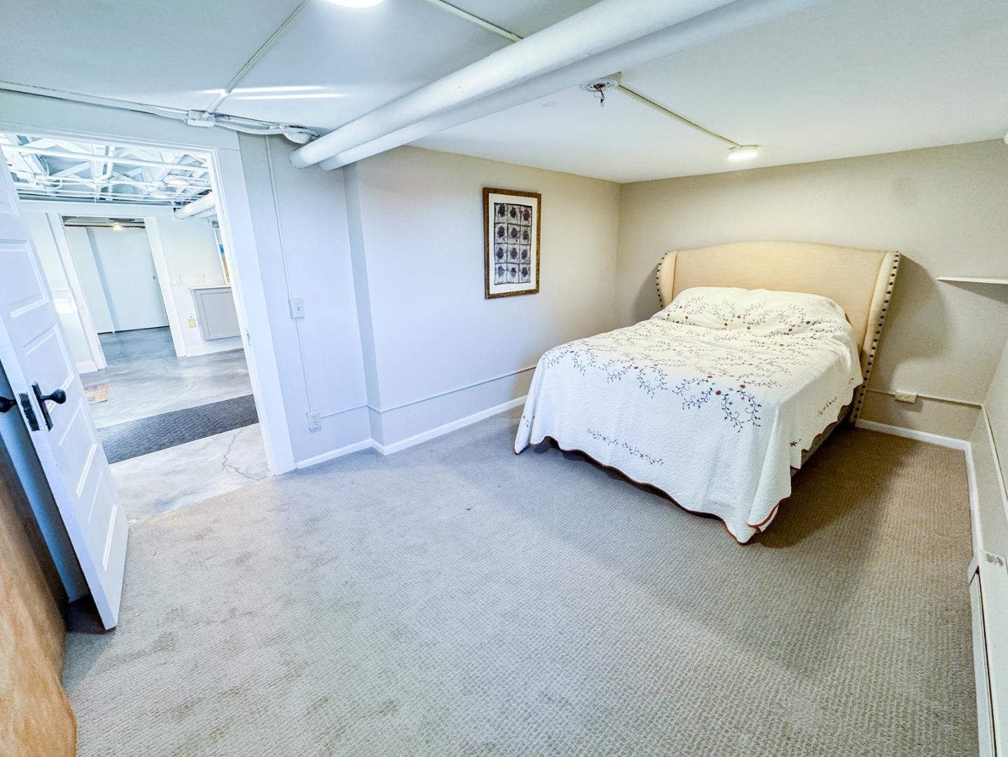 Image 11 For 3713 River Road