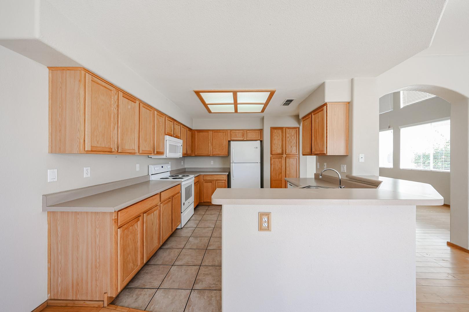 8419 W Salter Drive, Peoria, AZ, 85382