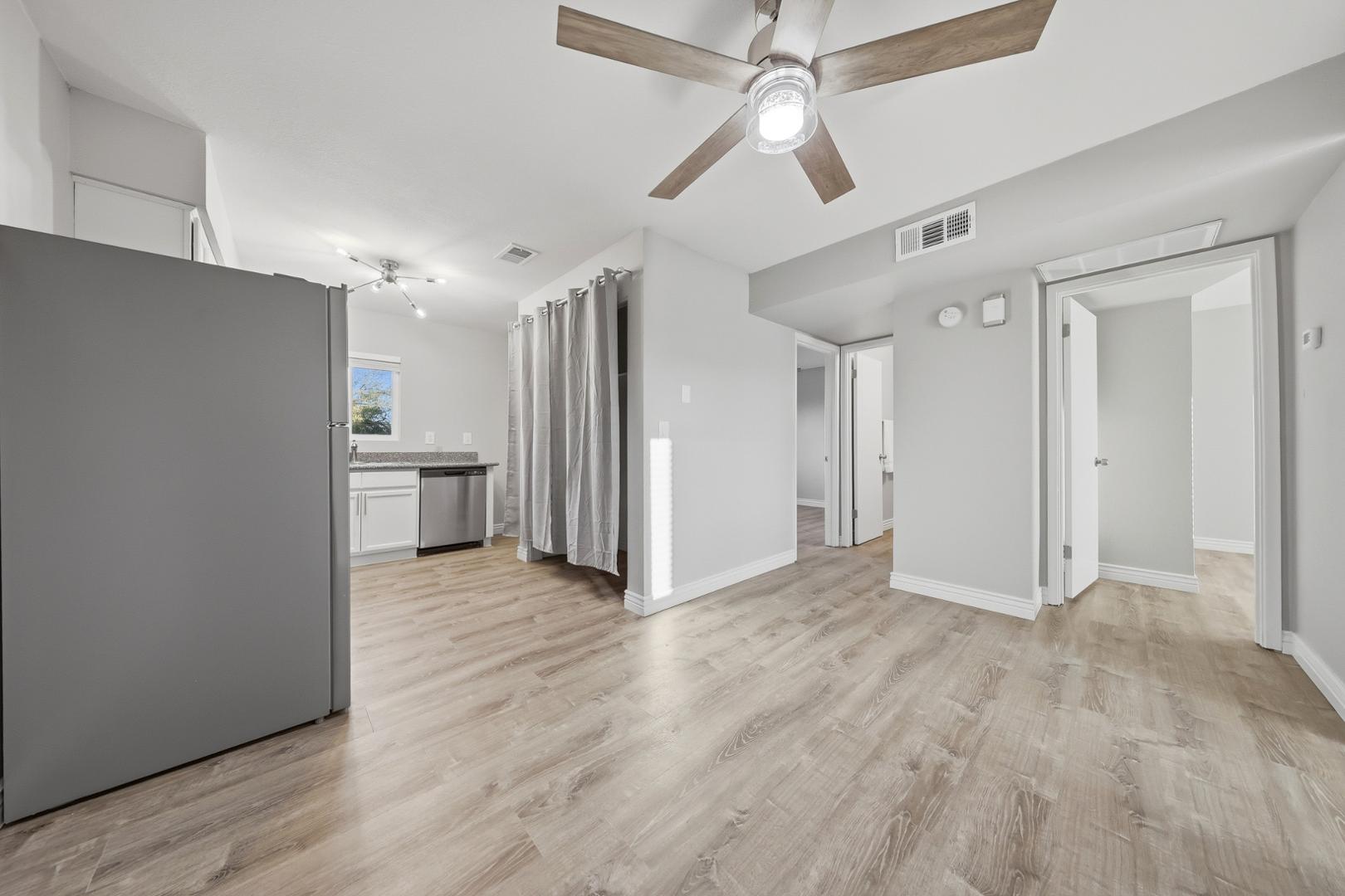 127 S Outpost Road UNIT Apt 4, Apache Junction, AZ, 85119