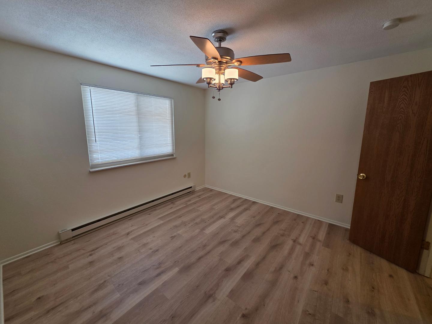 Image 14 For 2222 Sherwood Avenue