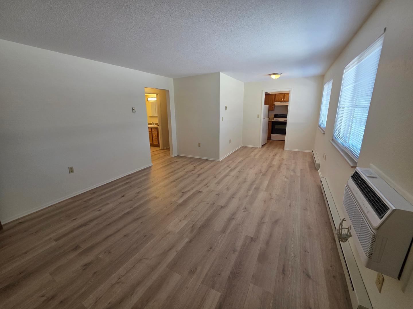 Image 2 For 2222 Sherwood Avenue