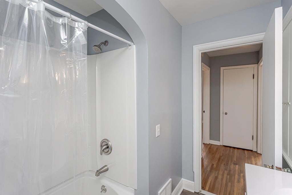 Image 20 For 3926 Indian Road