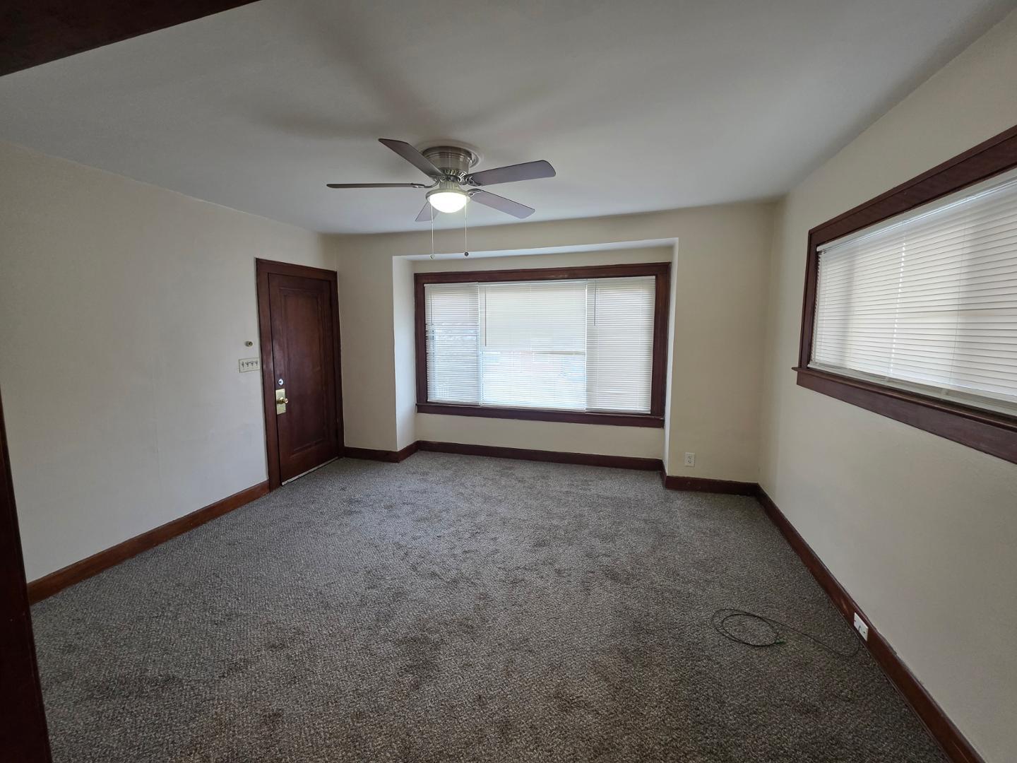 Image 4 For 3803 Monroe Street