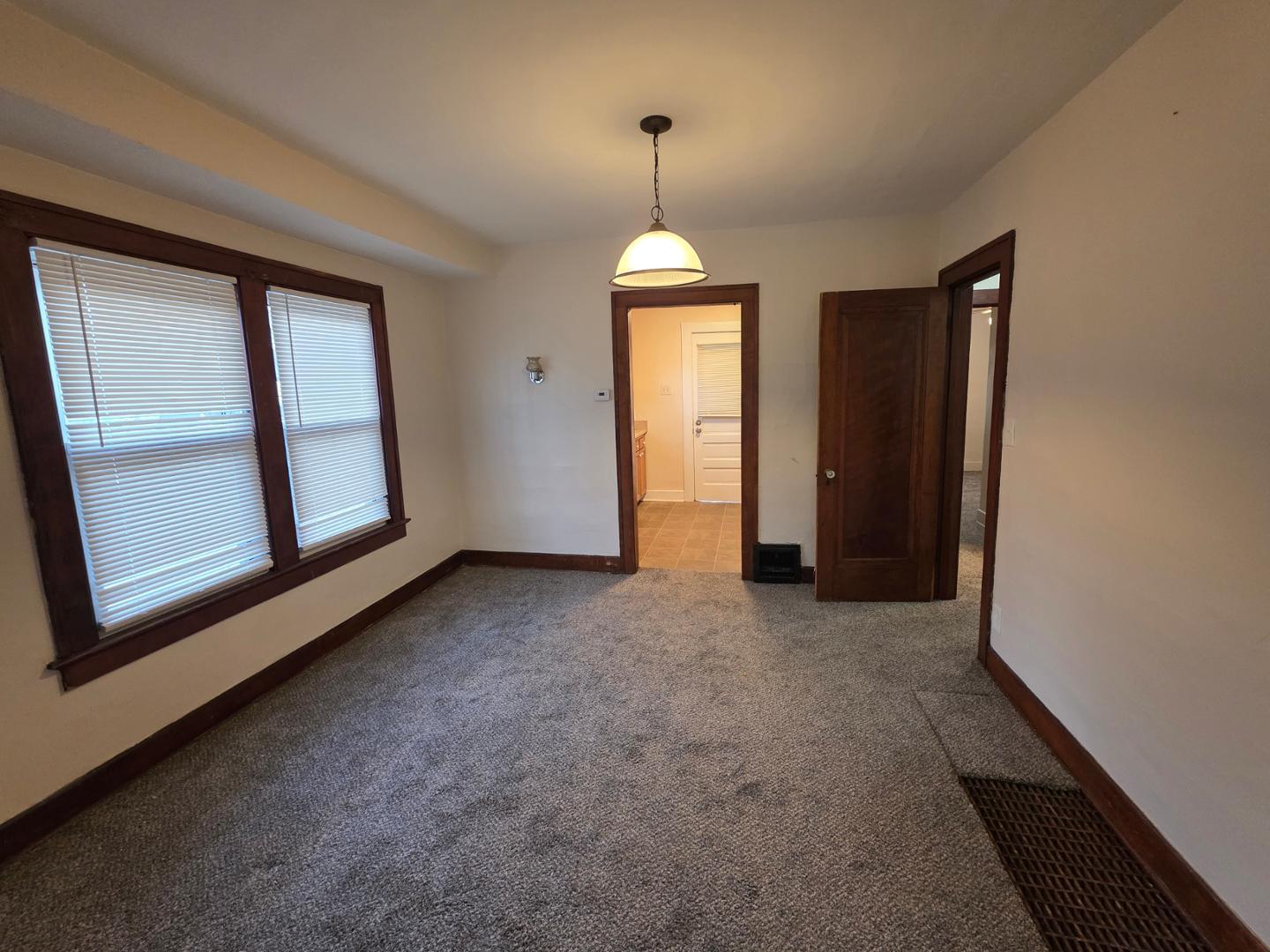 Image 5 For 3803 Monroe Street