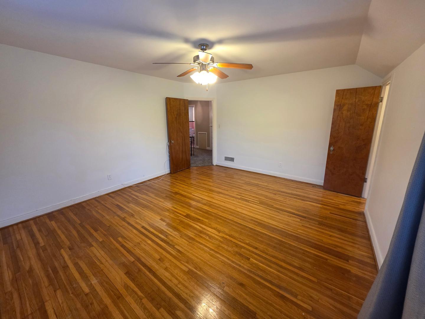 Image 15 For 2673 Middlesex Drive