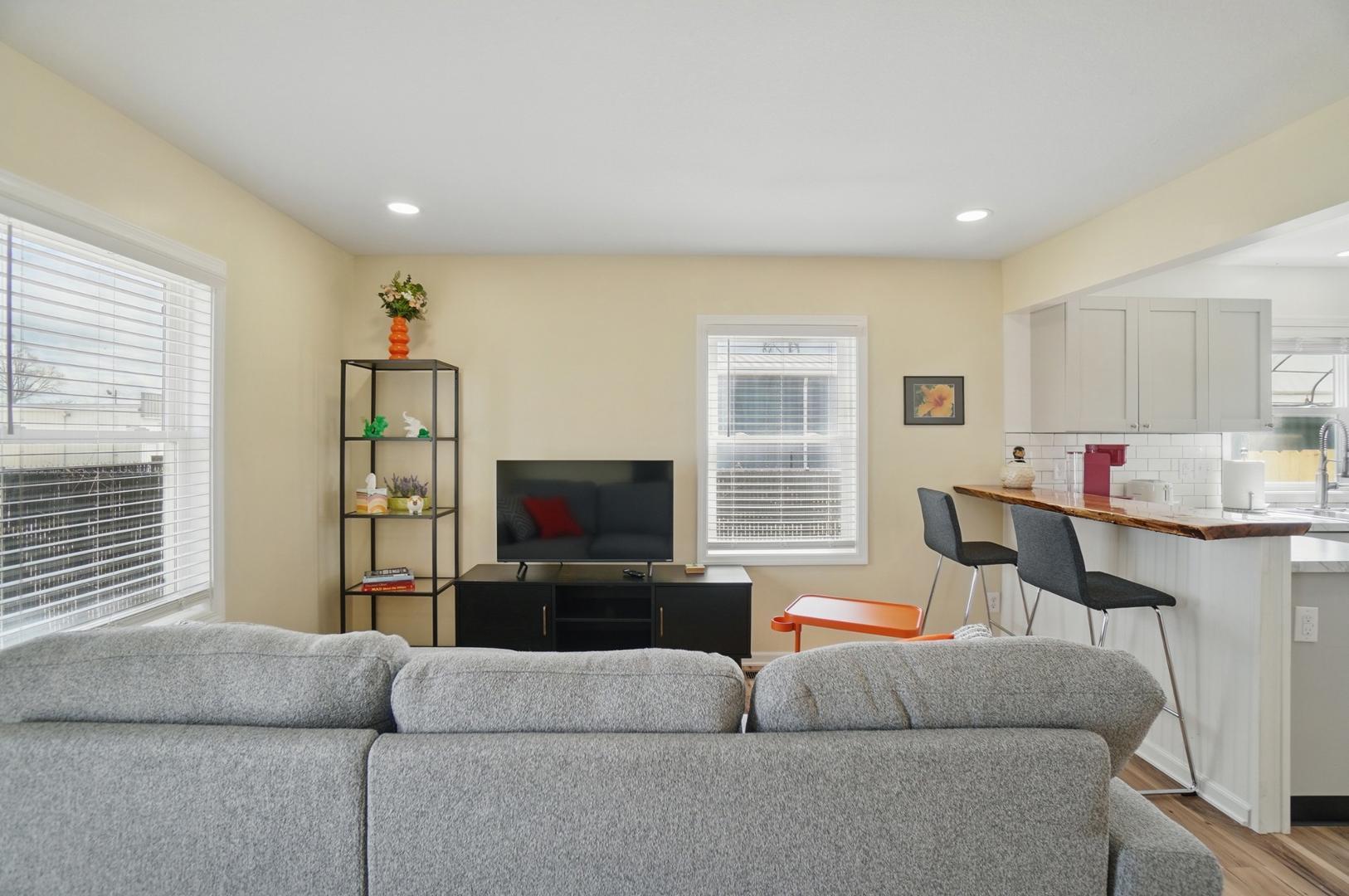 Image 8 For 5421 Alger Drive