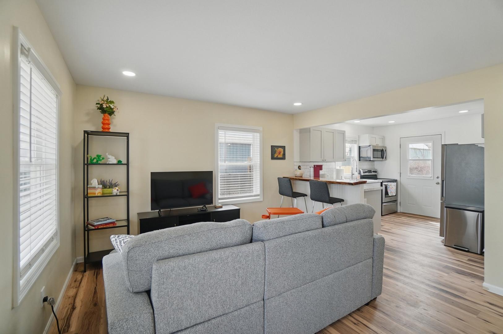 Image 6 For 5421 Alger Drive