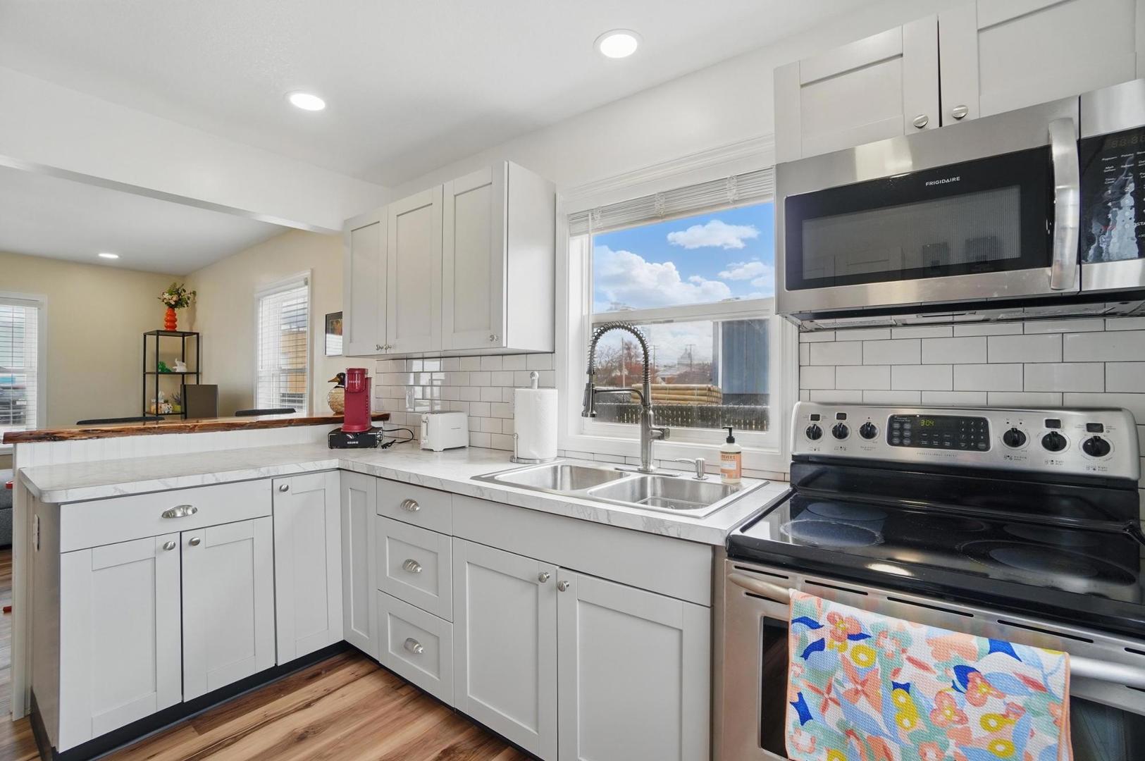 Image 17 For 5421 Alger Drive