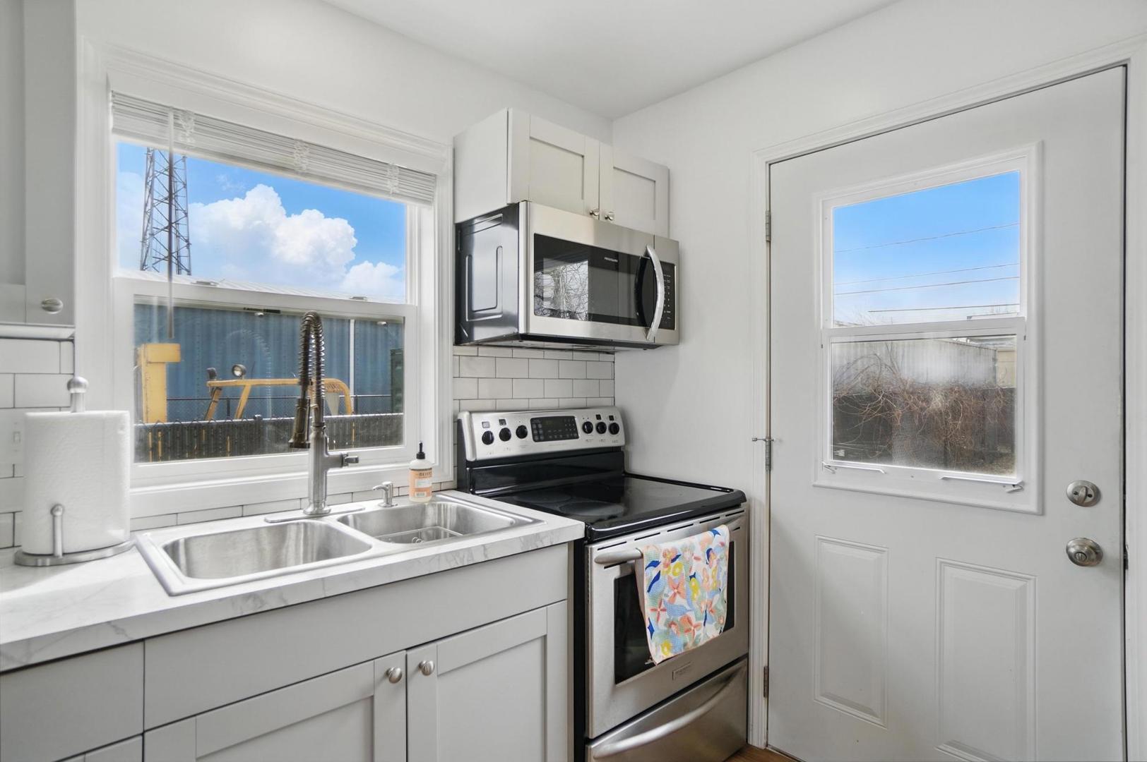 Image 16 For 5421 Alger Drive