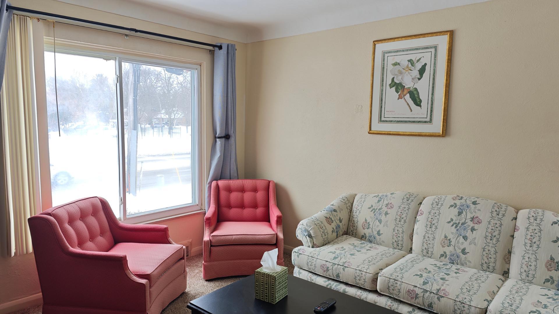 Image 5 For 2944 Central Avenue