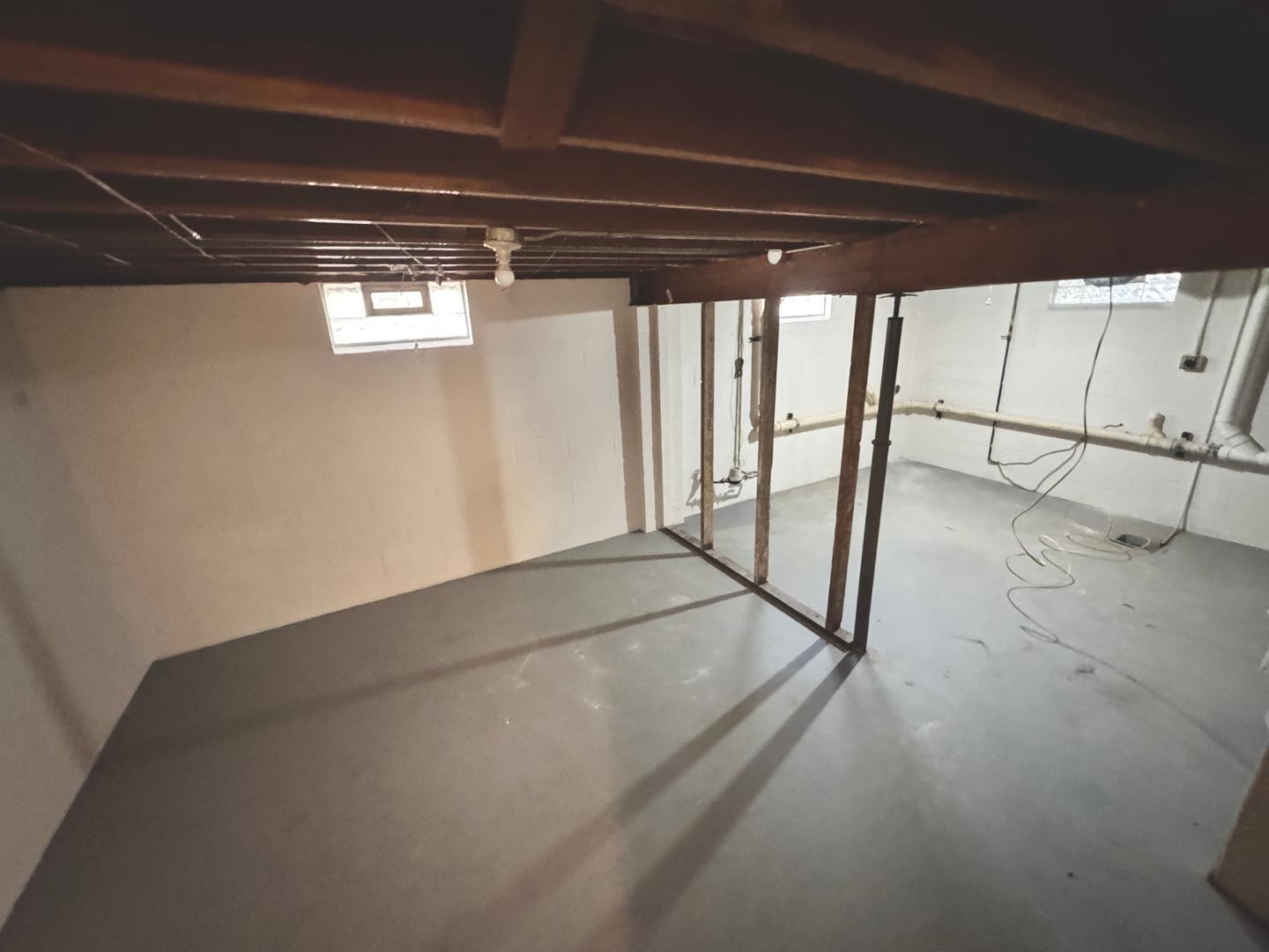 Image 17 For 6022 Clover Lane