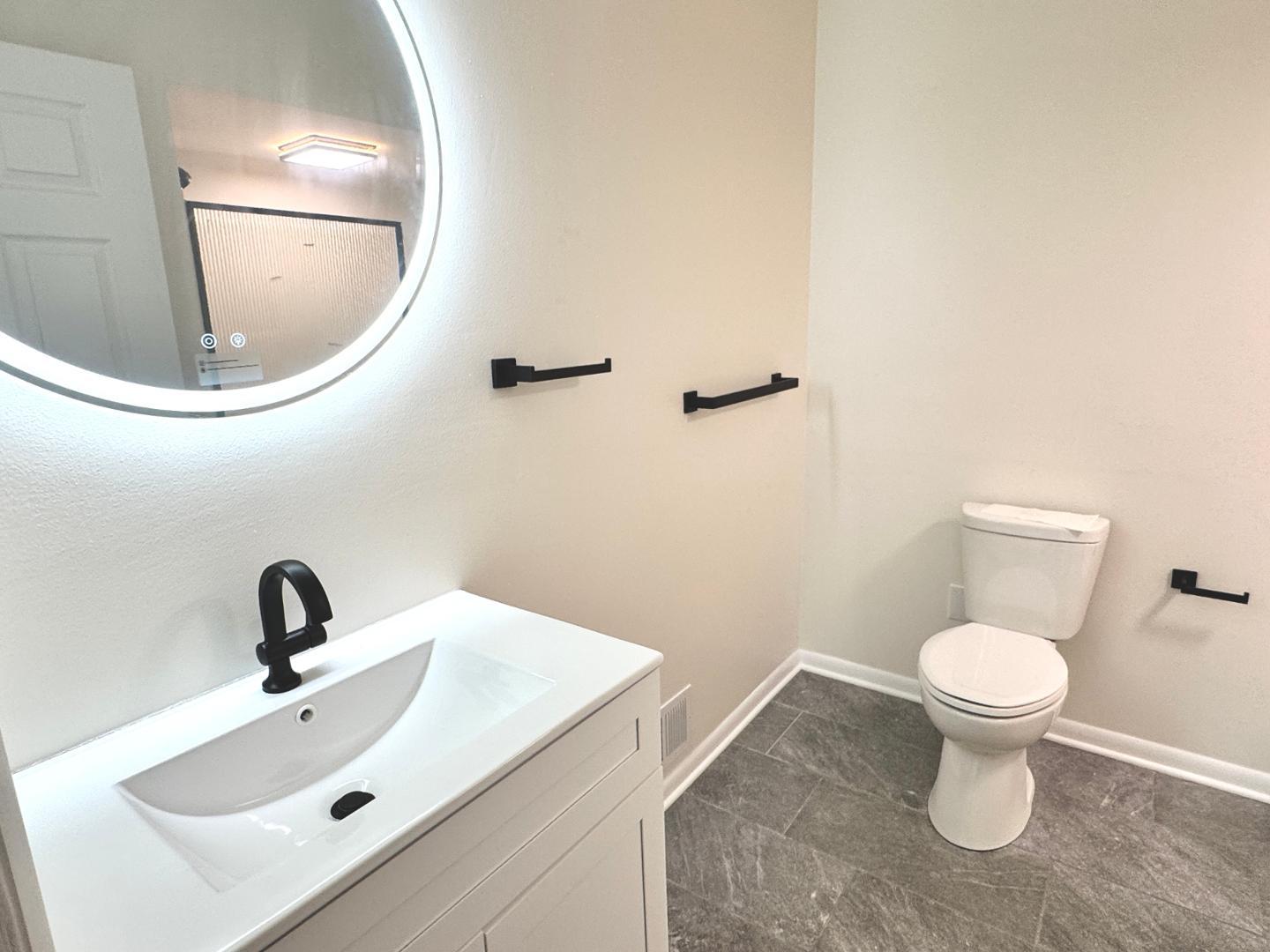 Image 3 For 6022 Clover Lane