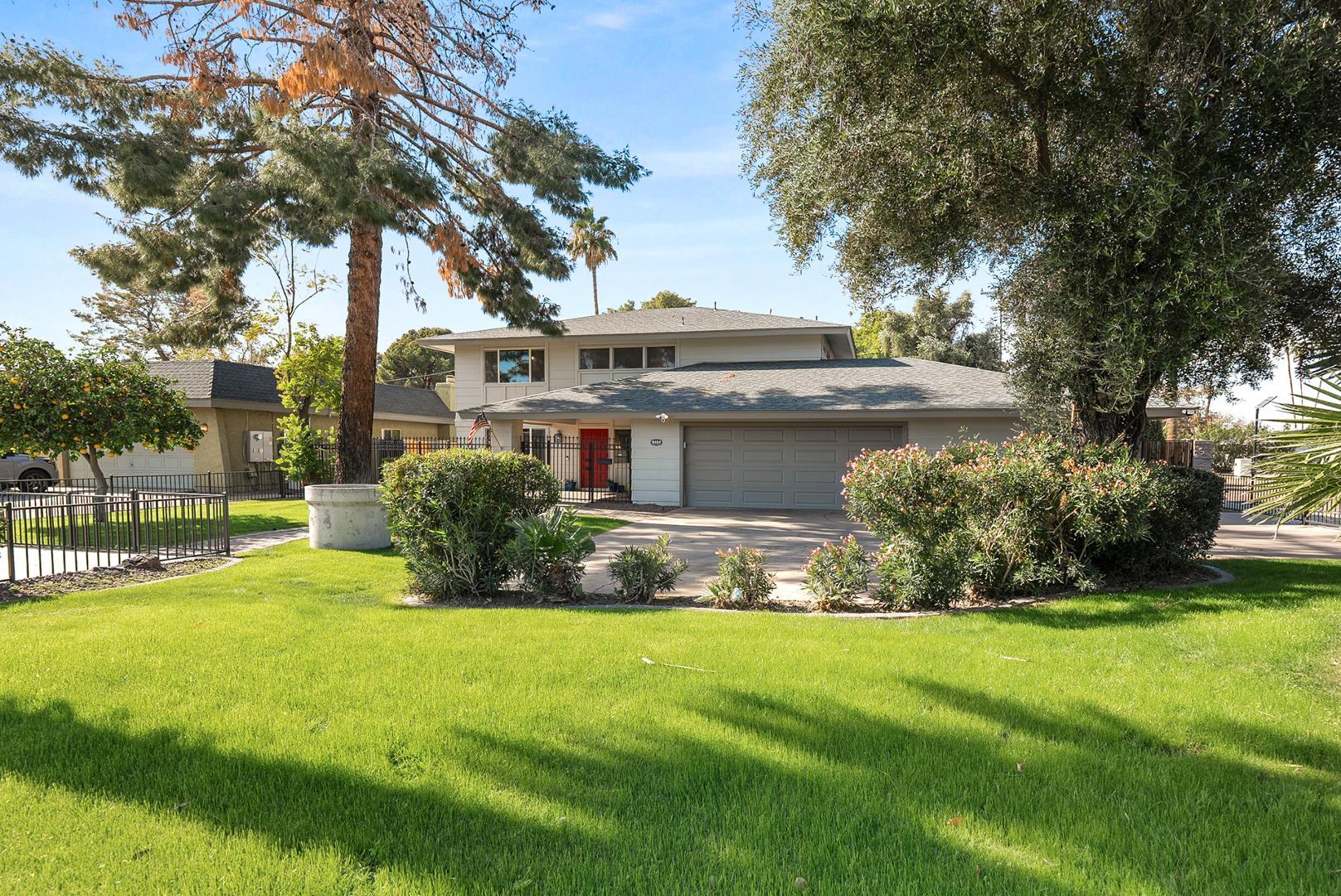 8464 N 7th Avenue, Phoenix, AZ, 85021