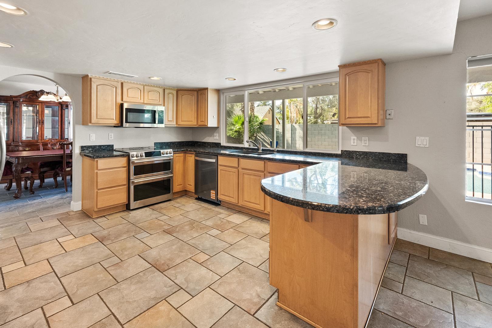 8464 N 7th Avenue, Phoenix, AZ, 85021