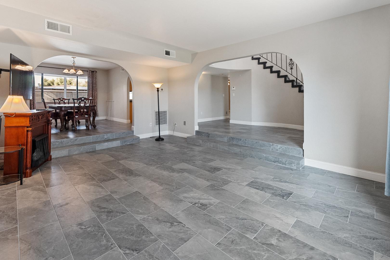 8464 N 7th Avenue, Phoenix, AZ, 85021