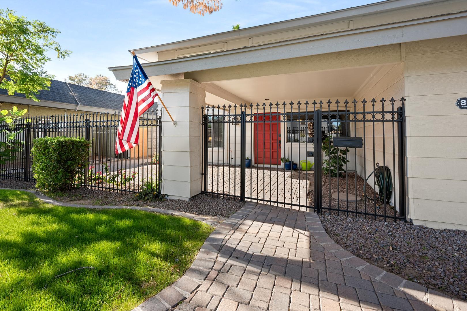 8464 N 7th Avenue, Phoenix, AZ, 85021