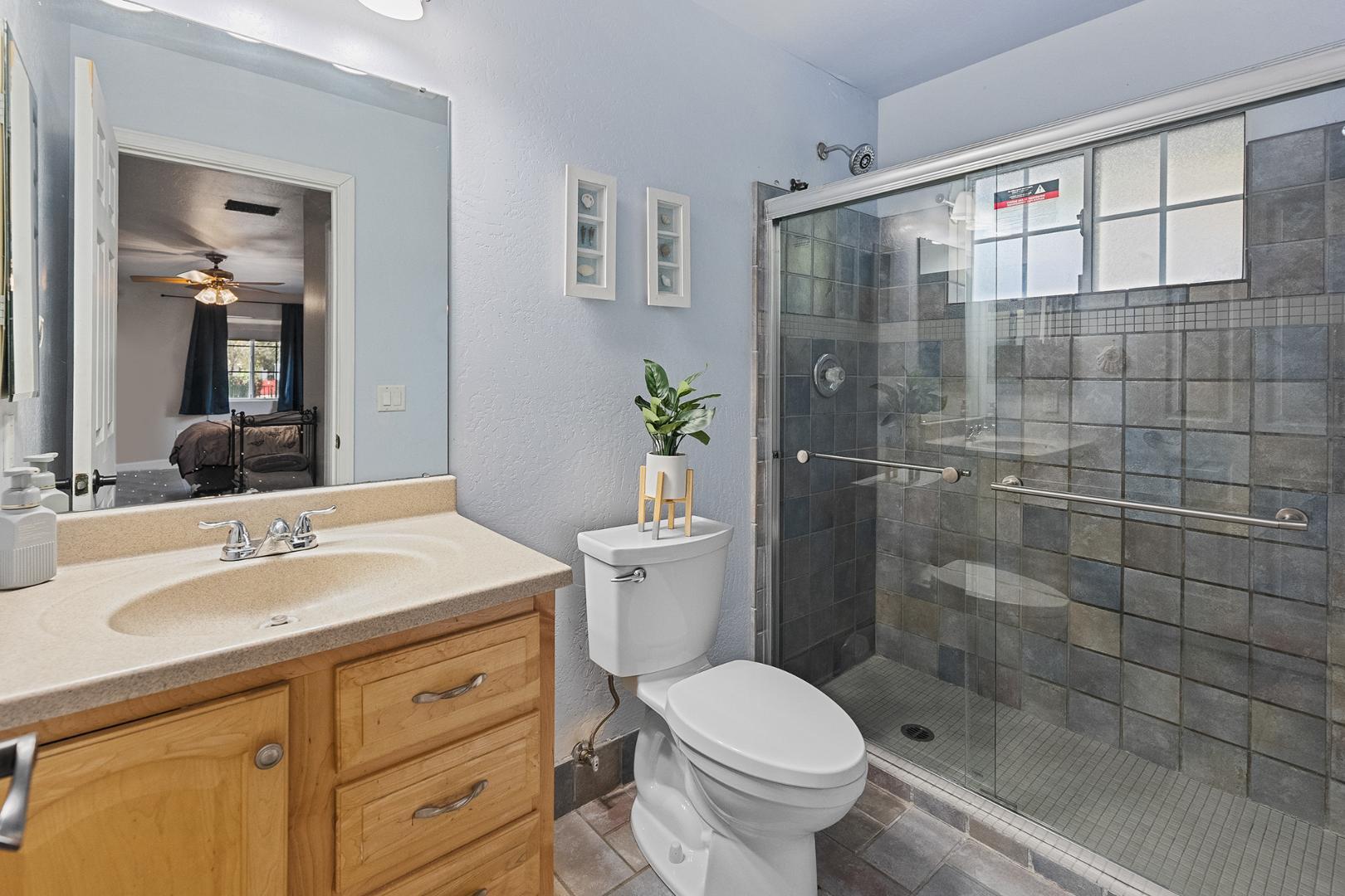 8464 N 7th Avenue, Phoenix, AZ, 85021