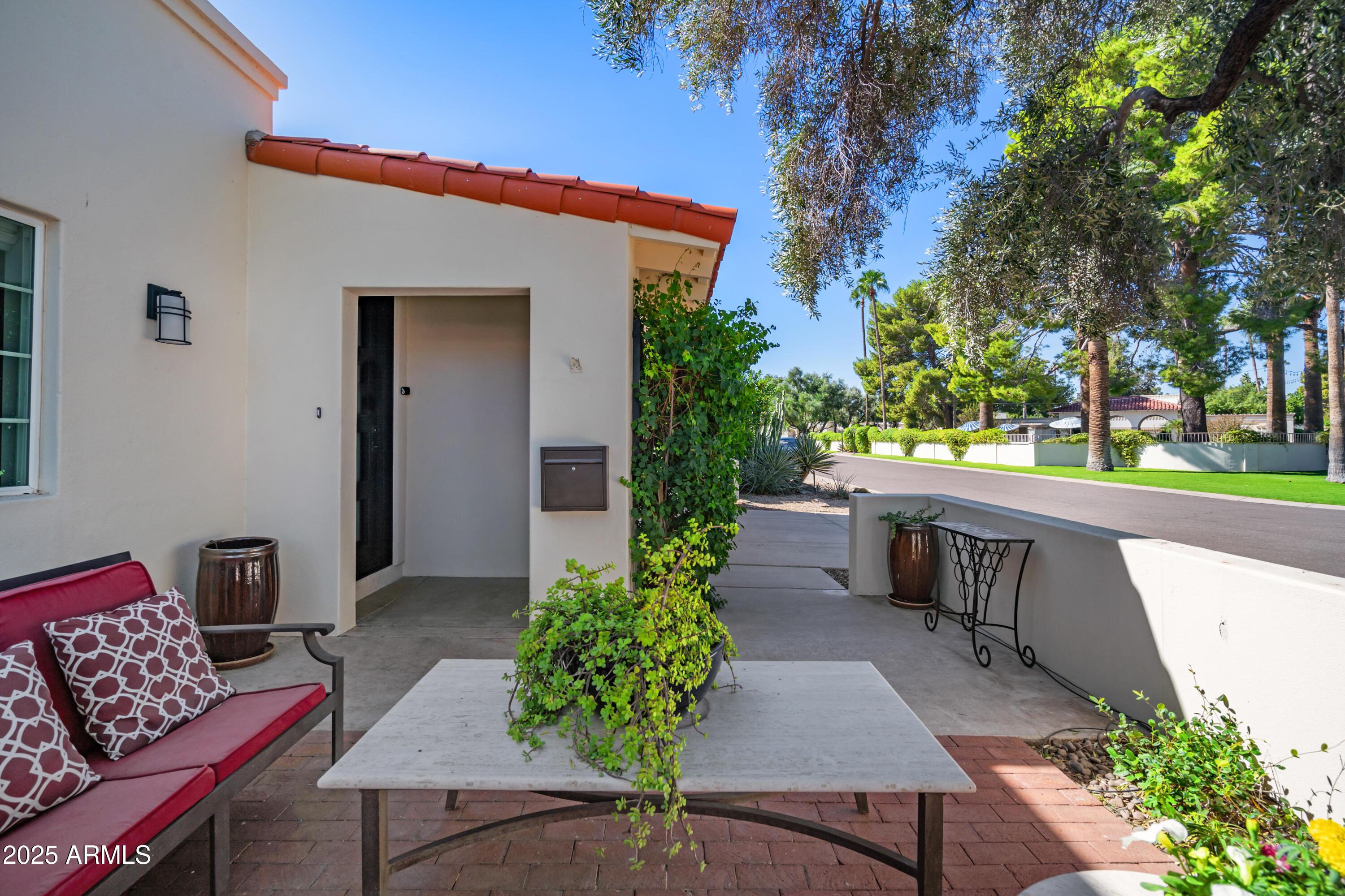 Scottsdale, AZ, 85251