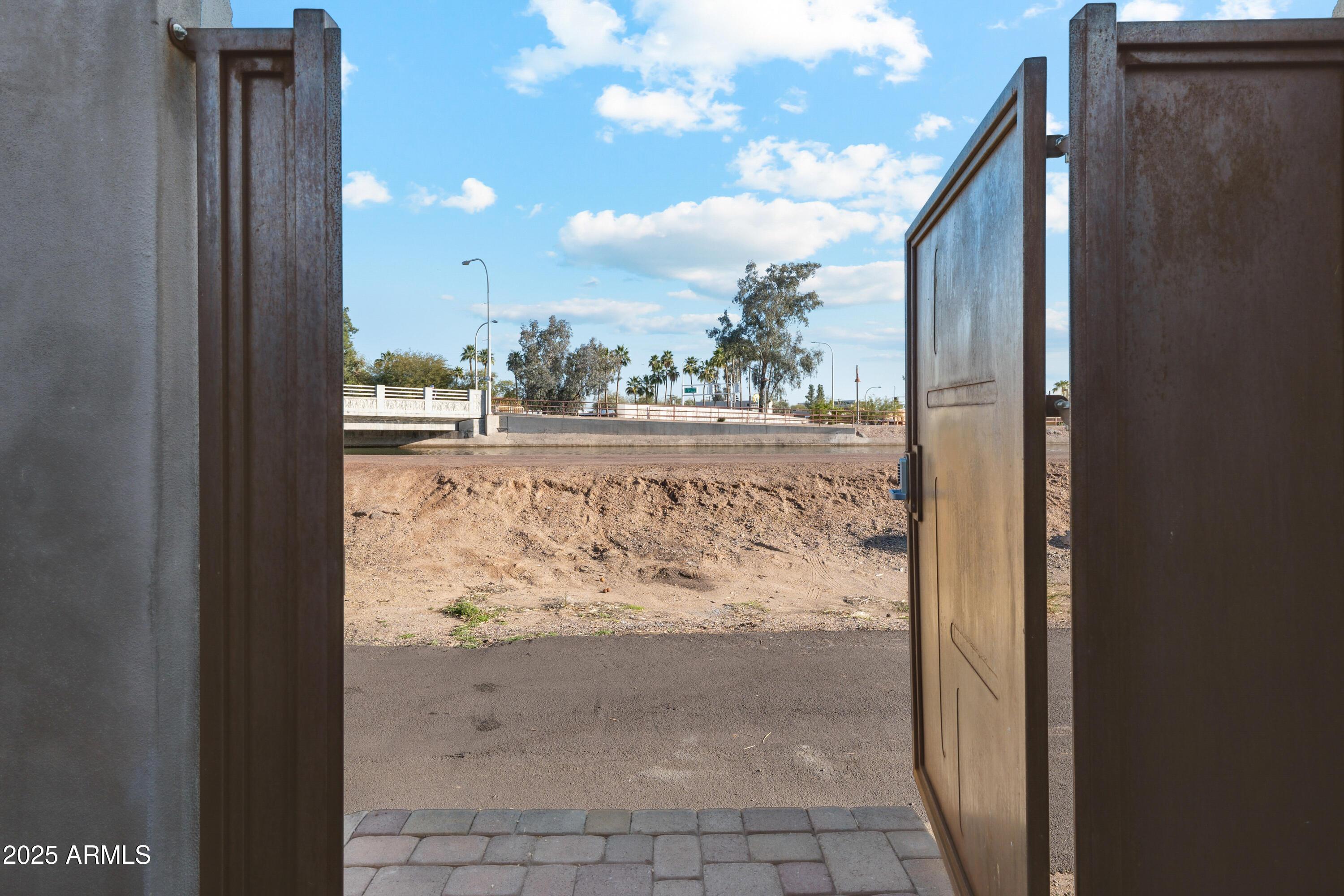 Scottsdale, AZ, 85251