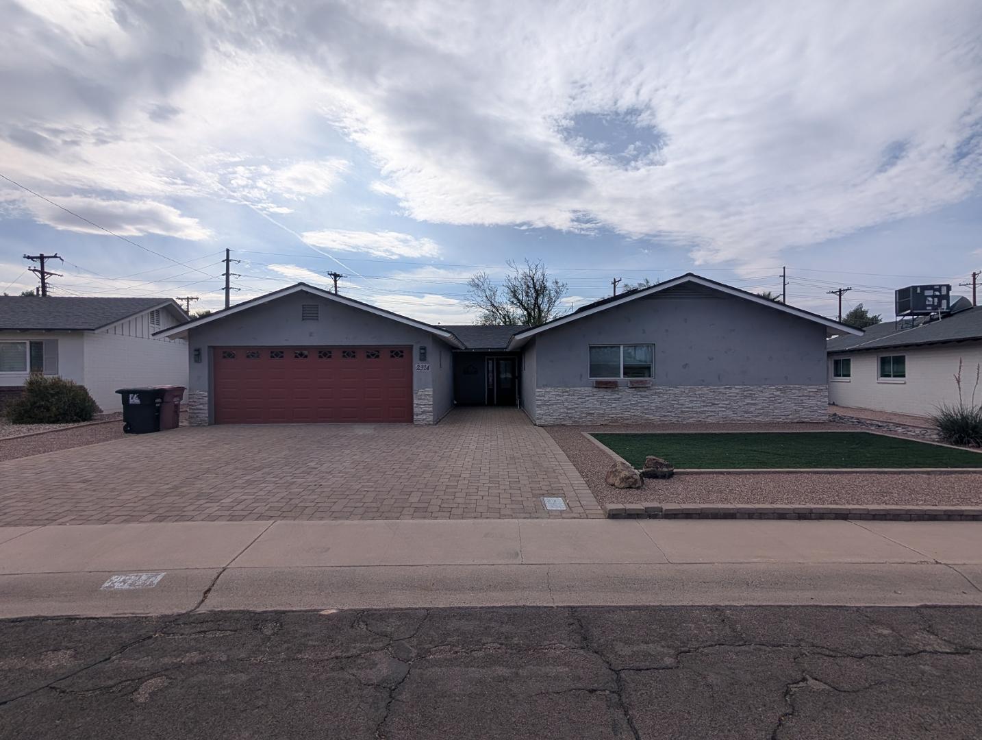 866 W W FLATIRON Trail, Apache Junction, AZ, 85120