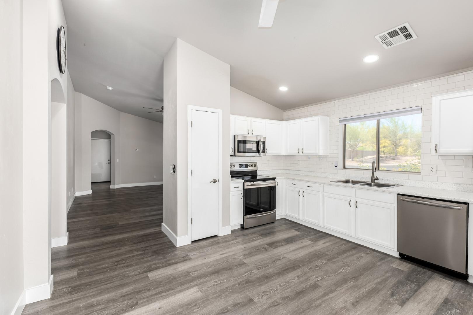 993 S 239th Drive, Buckeye, AZ, 85326