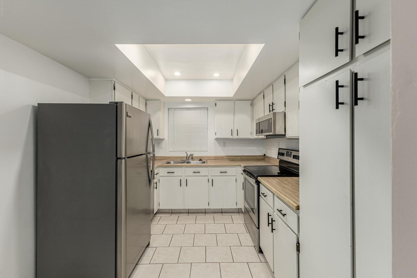 10828 N Biltmore Drive UNIT Apt 227, Phoenix, AZ, 85029