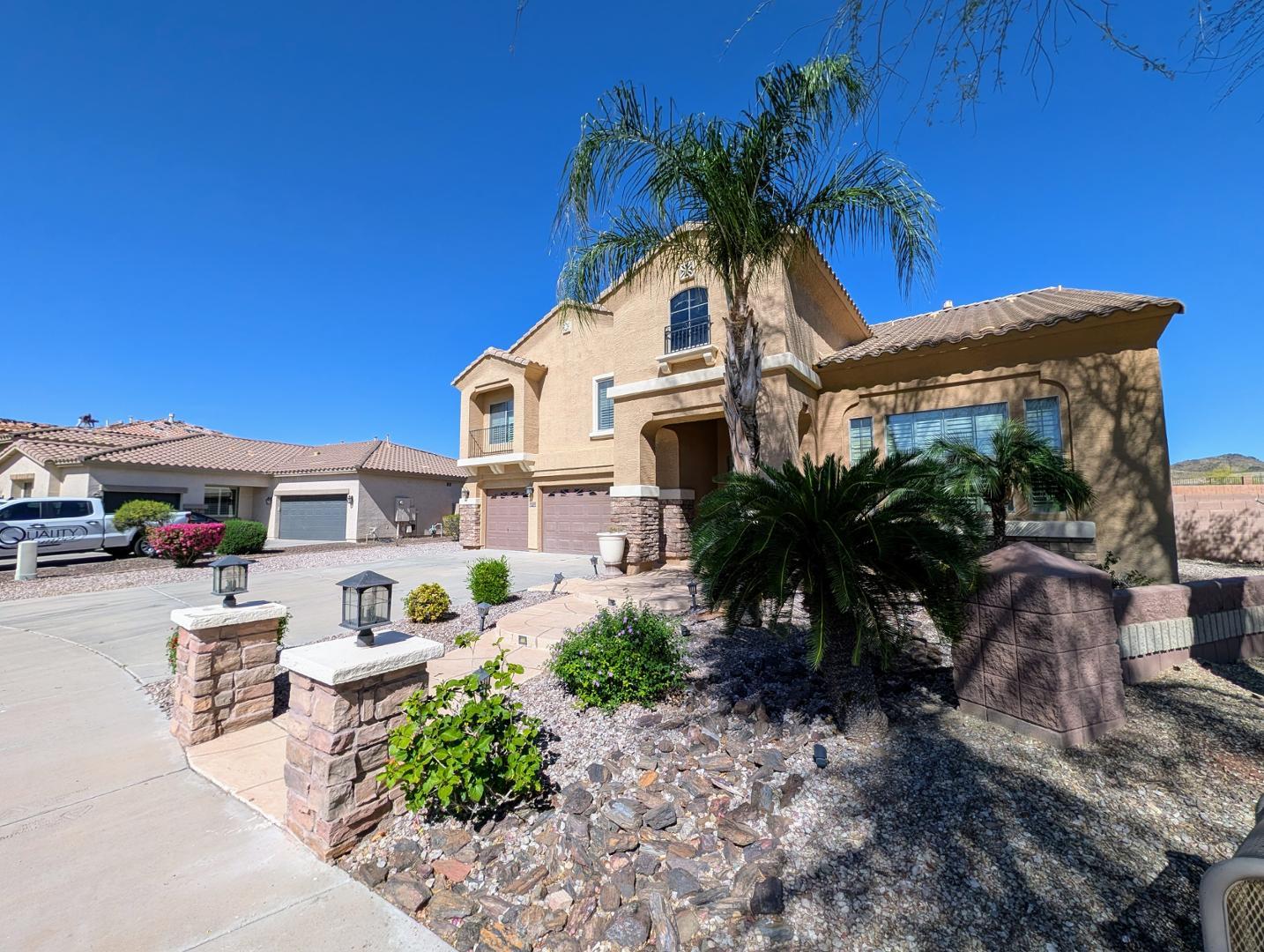 27321 N Gidiyup Trail, Phoenix, AZ, 85085