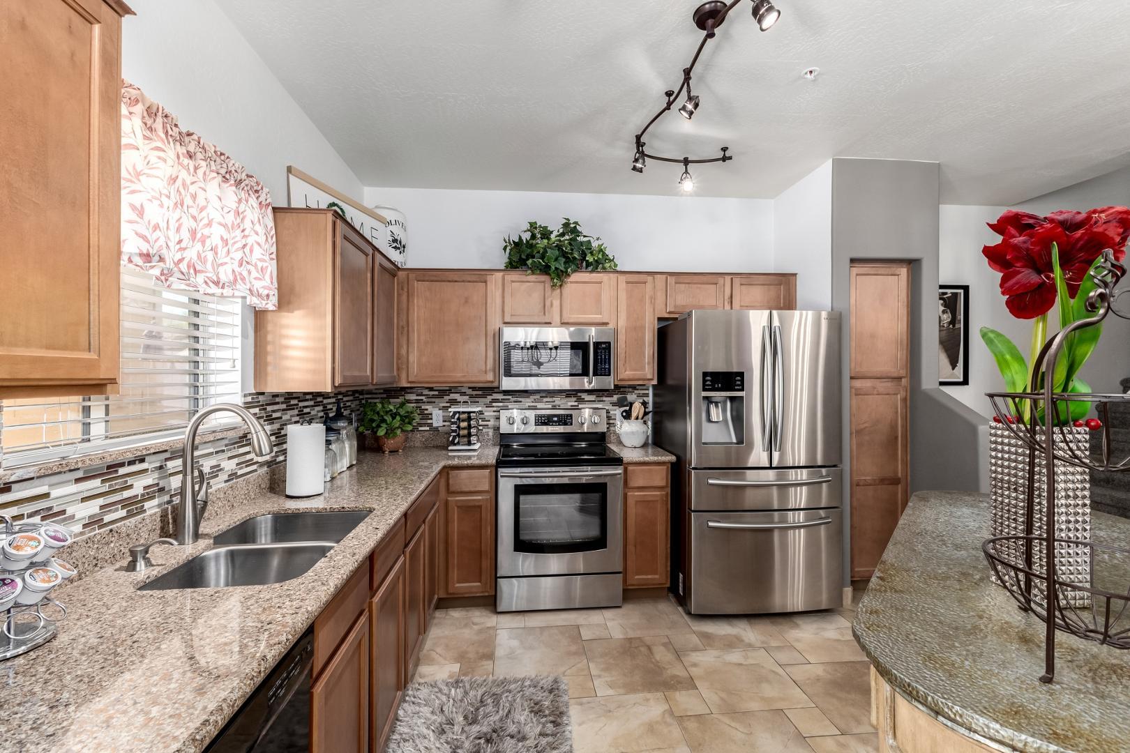 2250 E Deer Valley Road UNIT 15, Phoenix, AZ, 85024