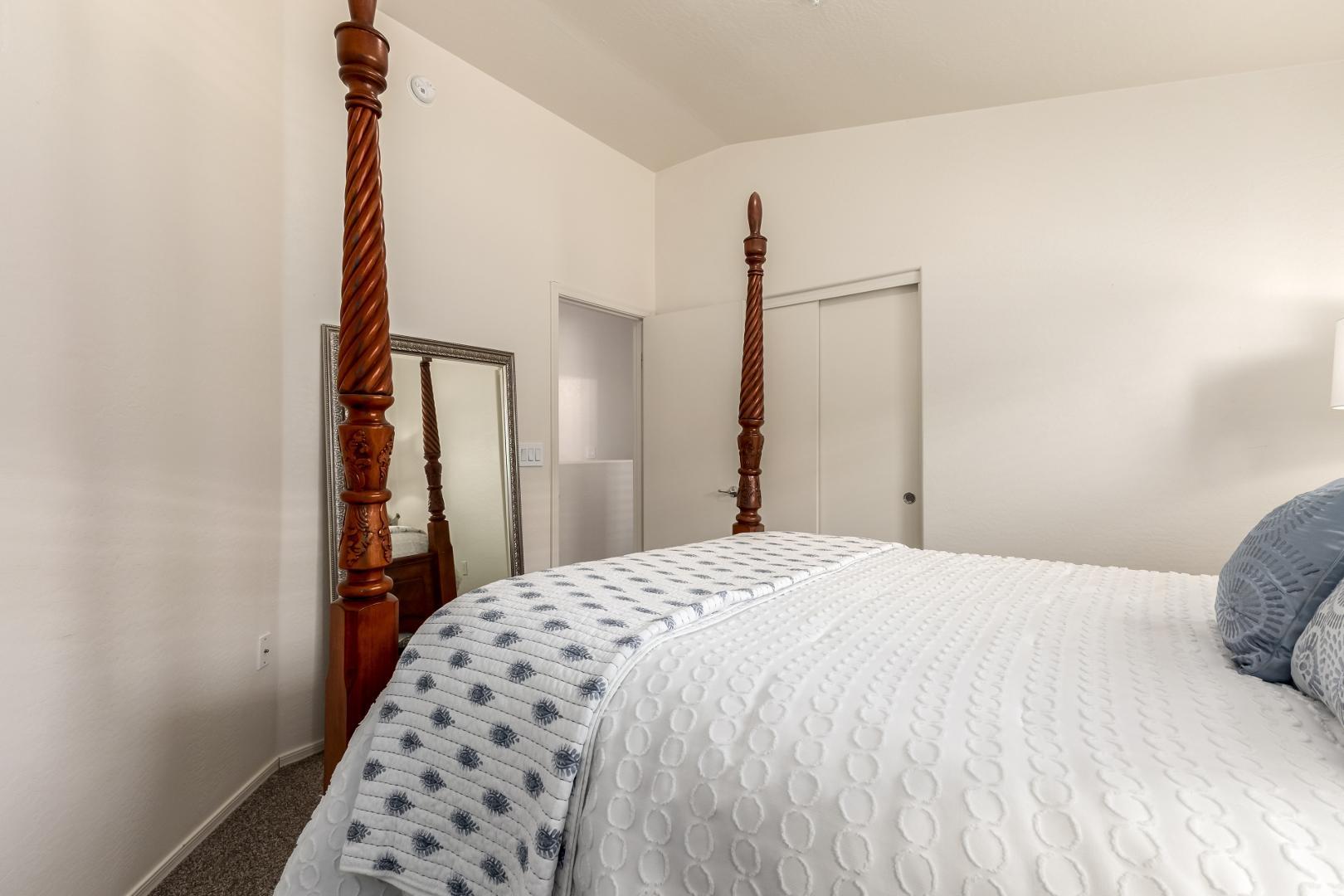 2250 E Deer Valley Road UNIT 15, Phoenix, AZ, 85024