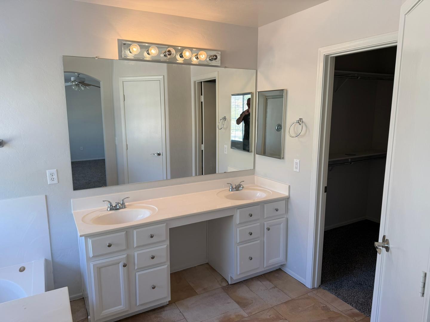 226 W Mountain Sage Drive, Phoenix, AZ, 85045