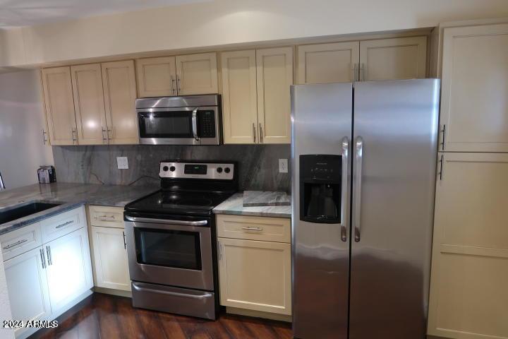 2201 W Union Hills Drive UNIT 124, Phoenix, AZ, 85027