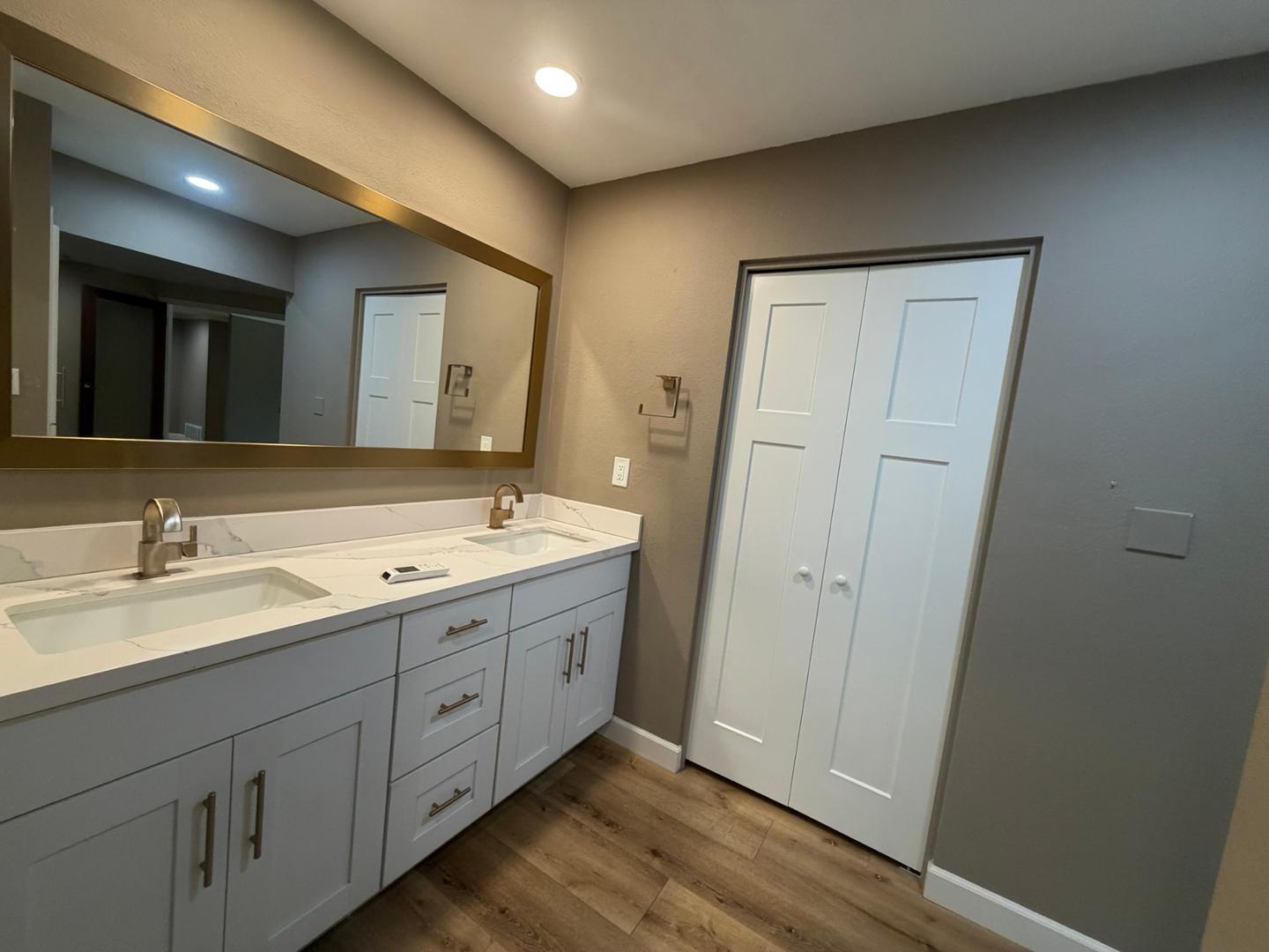 9225 N W Arroya Vista Drive, Phoenix, AZ, 85028