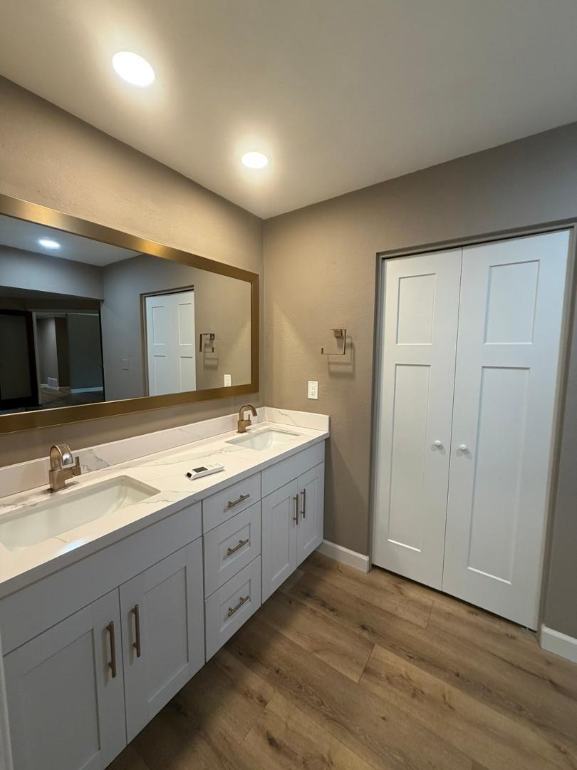 9225 N W Arroya Vista Drive, Phoenix, AZ, 85028