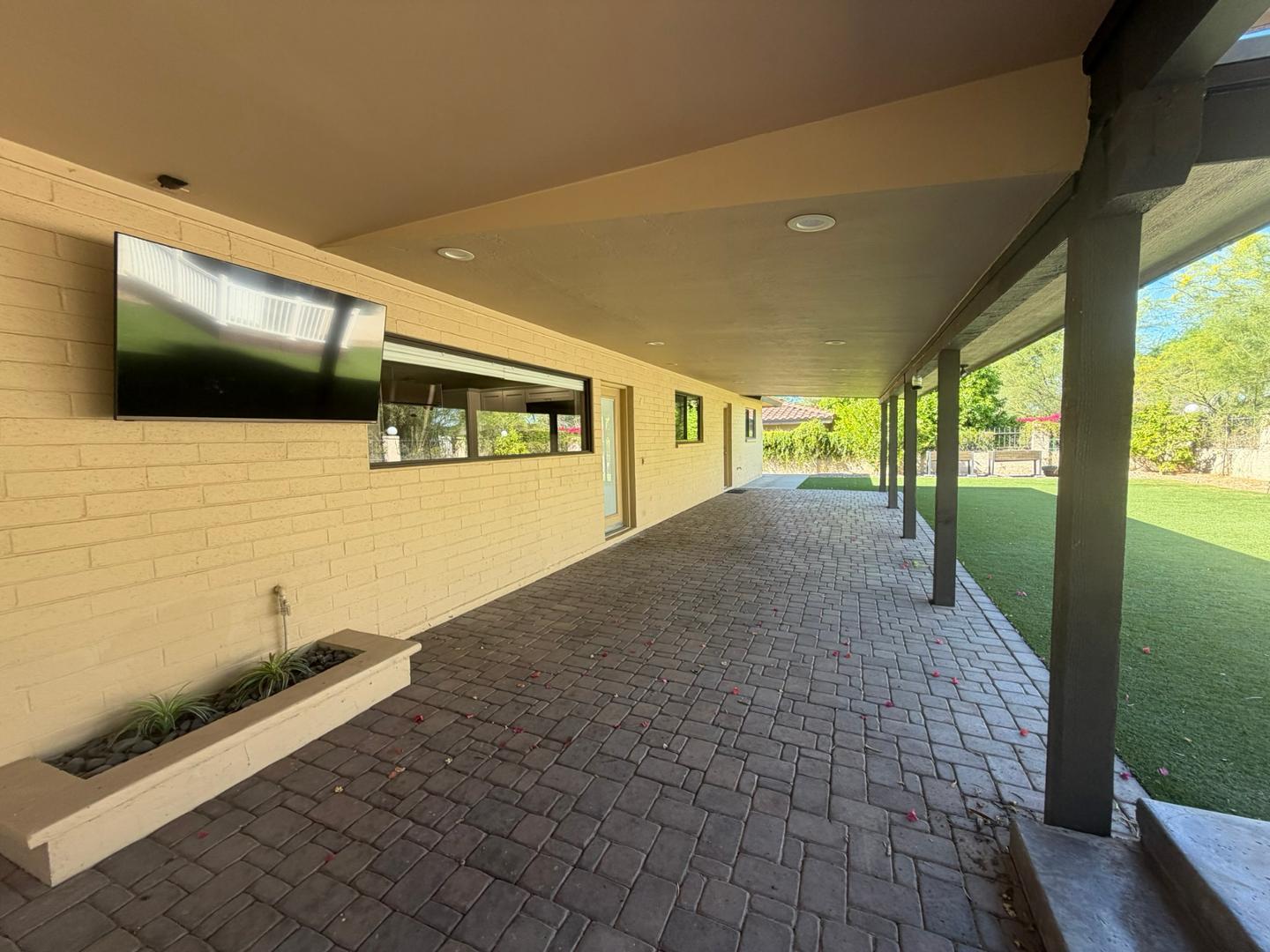 9225 N W Arroya Vista Drive, Phoenix, AZ, 85028