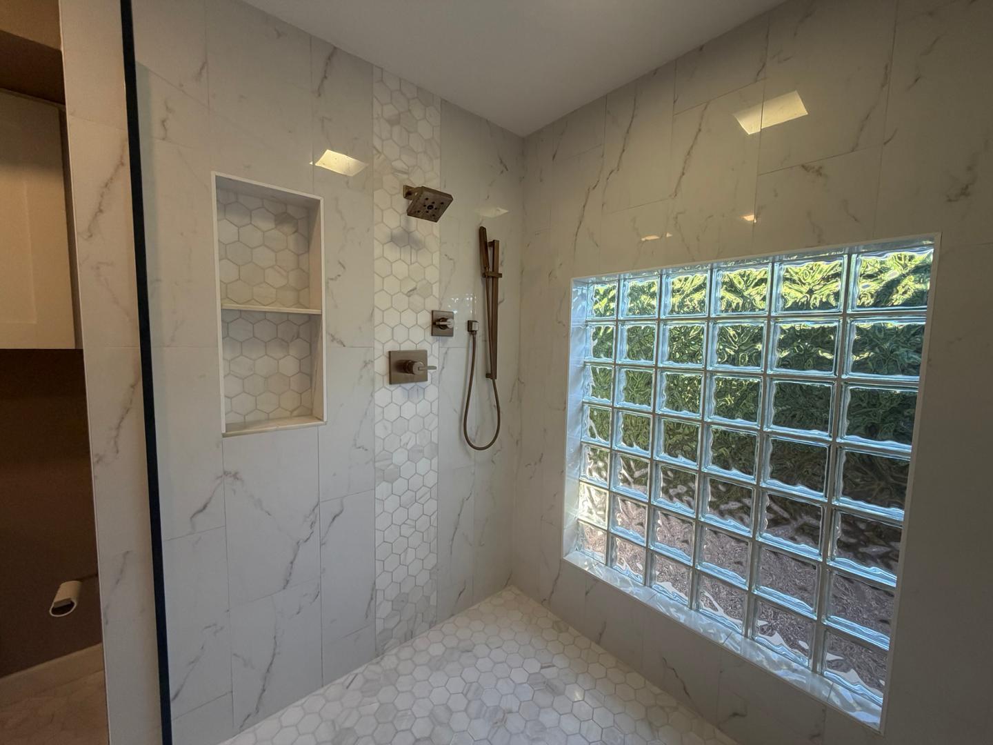 9225 N W Arroya Vista Drive, Phoenix, AZ, 85028