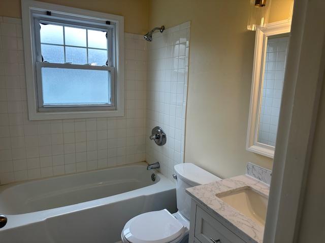 Image 9 For 3042 Cragmoor Avenue