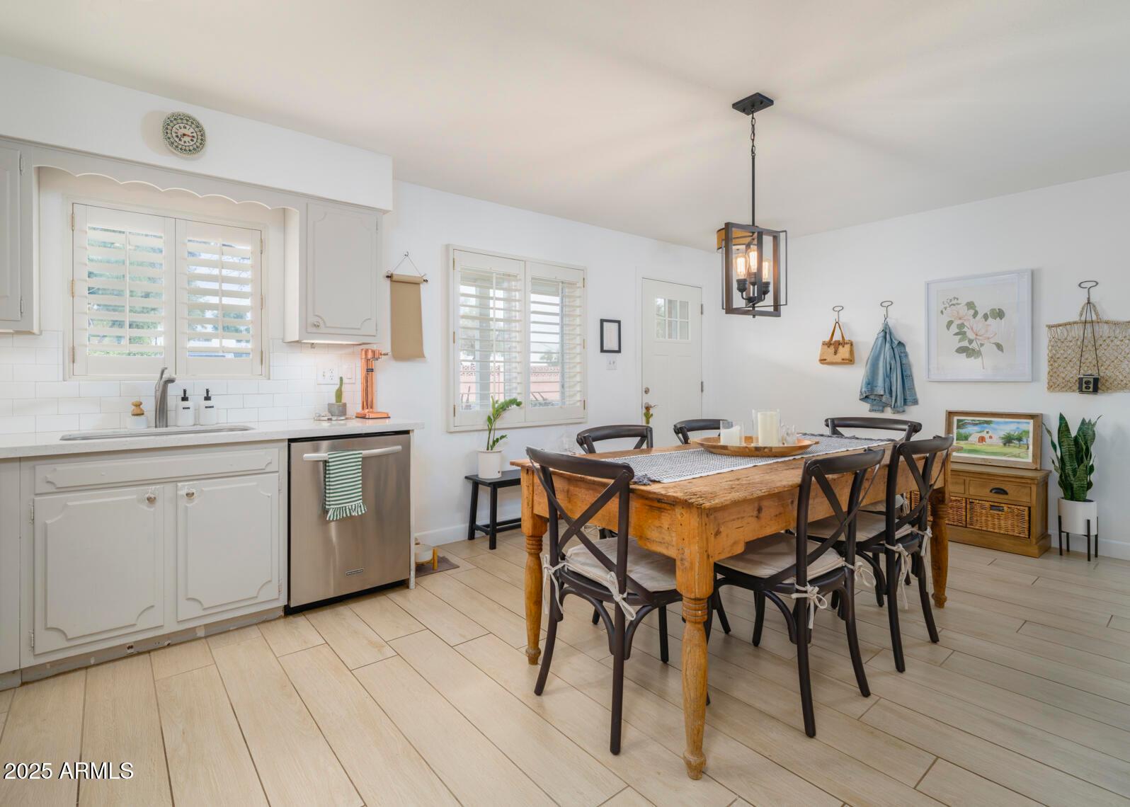 4001 E Campbell Avenue, Phoenix, AZ, 85018