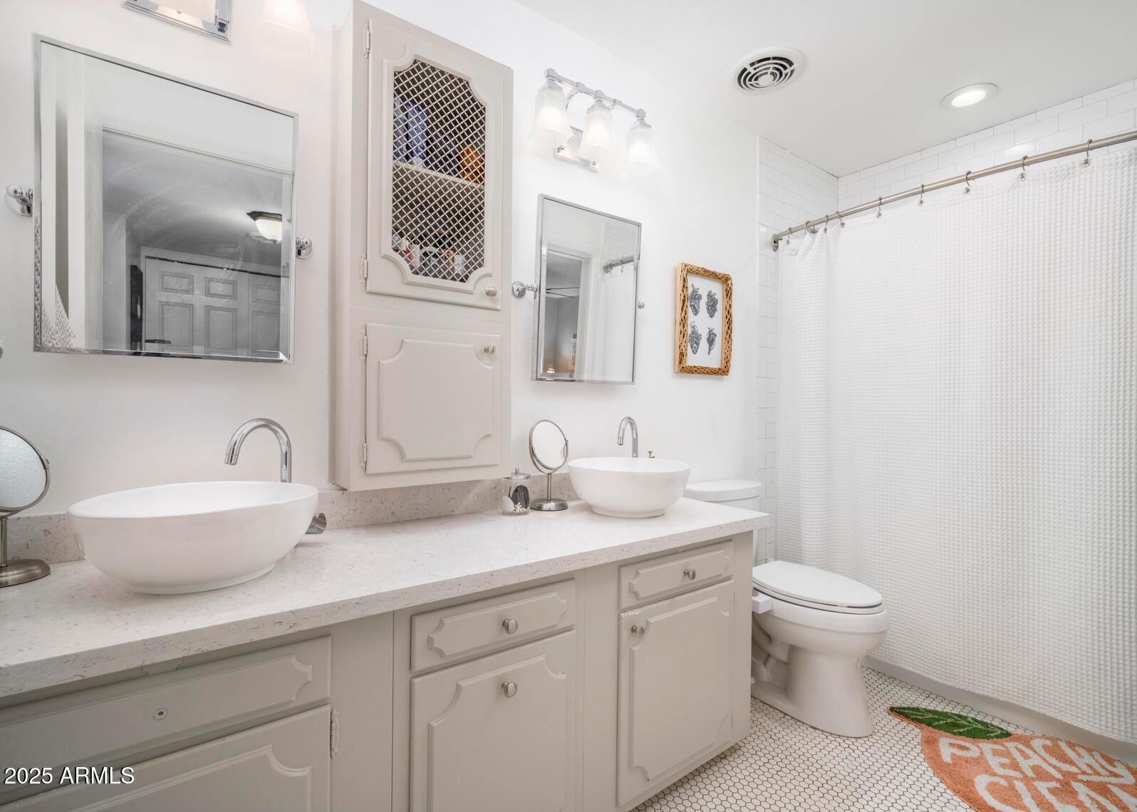 4001 E Campbell Avenue, Phoenix, AZ, 85018