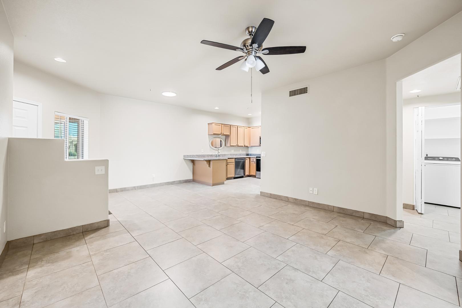 8800 N 107th Avenue UNIT 40, Peoria, AZ, 85345