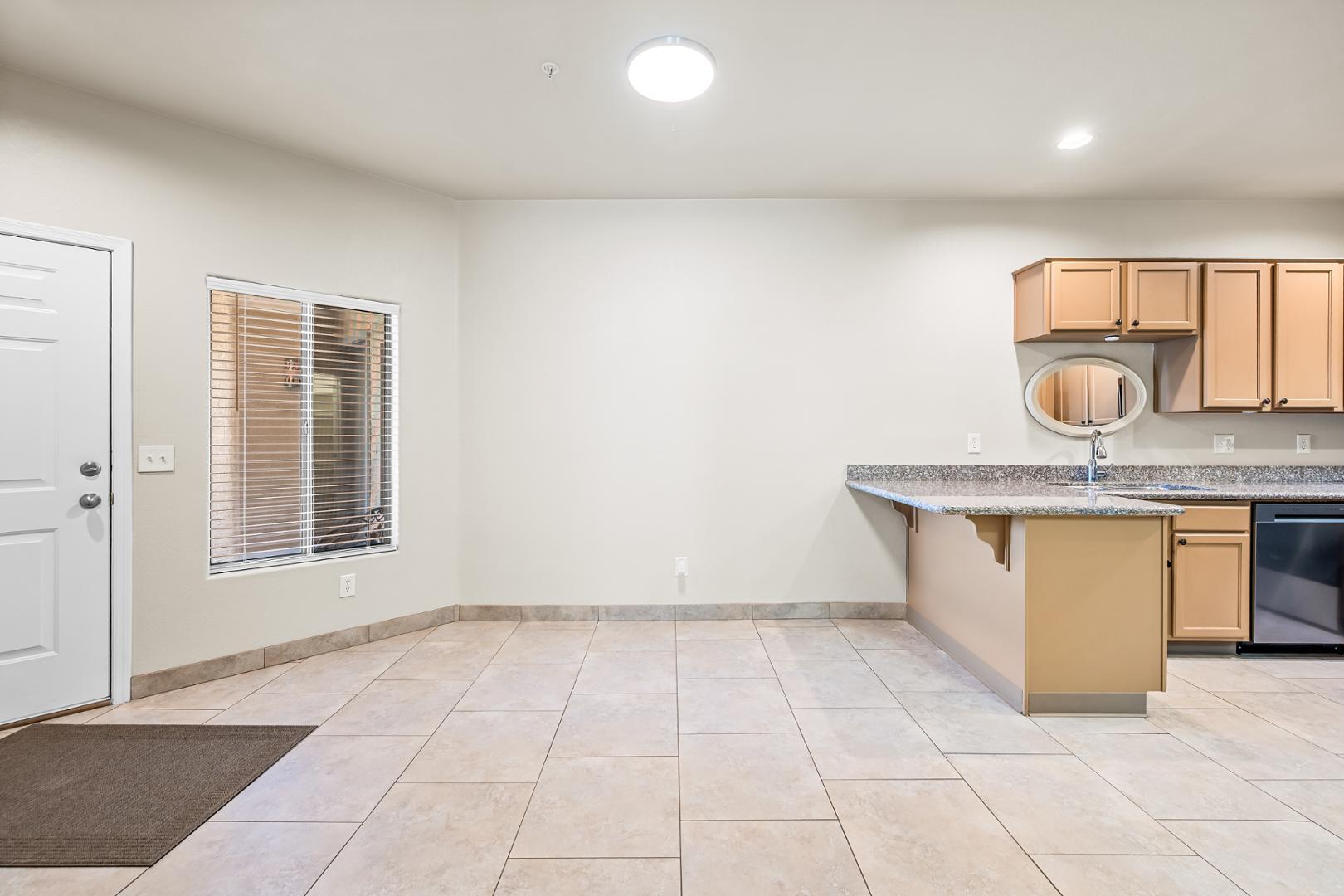 8800 N 107th Avenue UNIT 40, Peoria, AZ, 85345