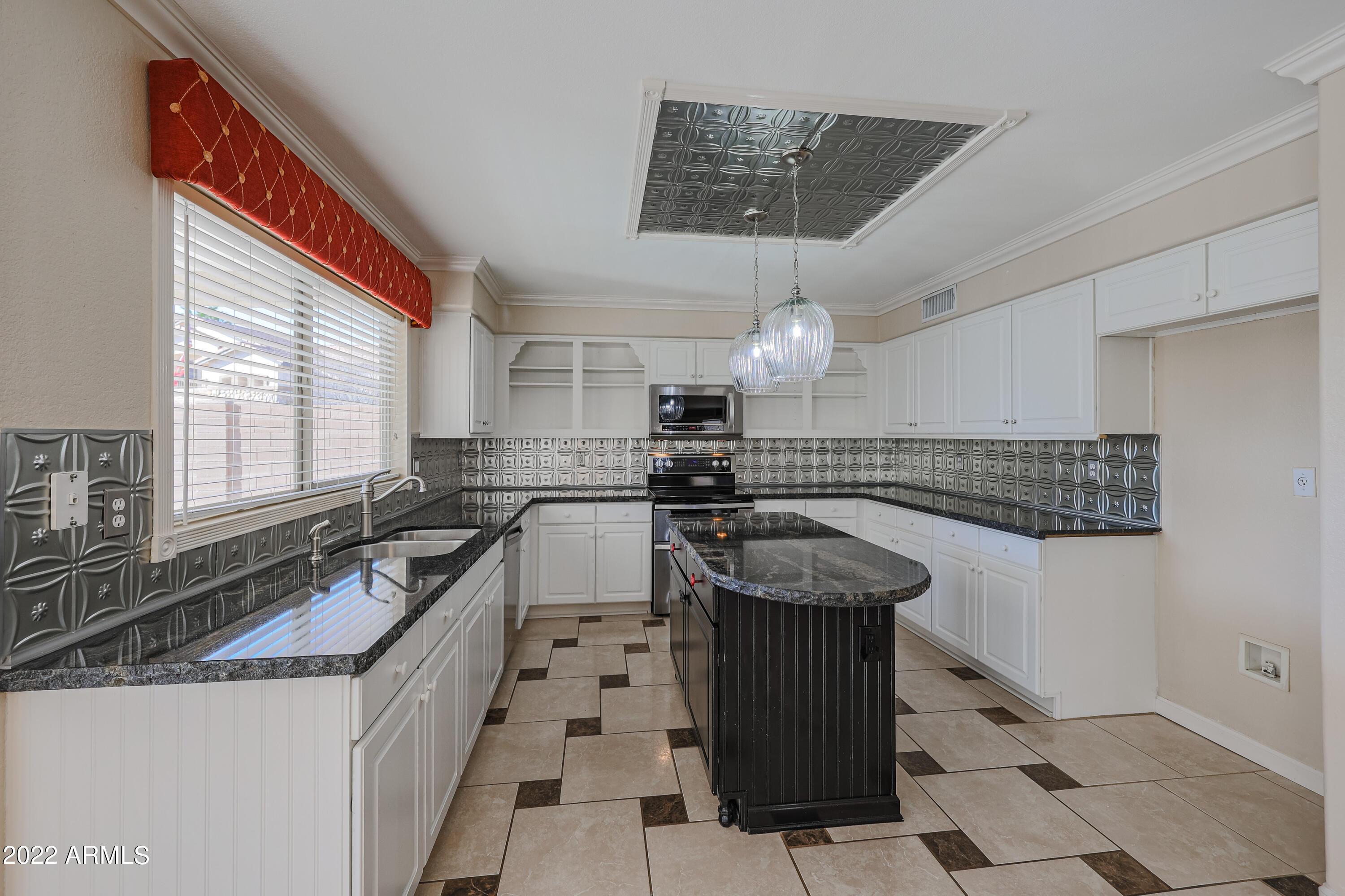 16146 N 158th Avenue, Surprise, AZ 85374