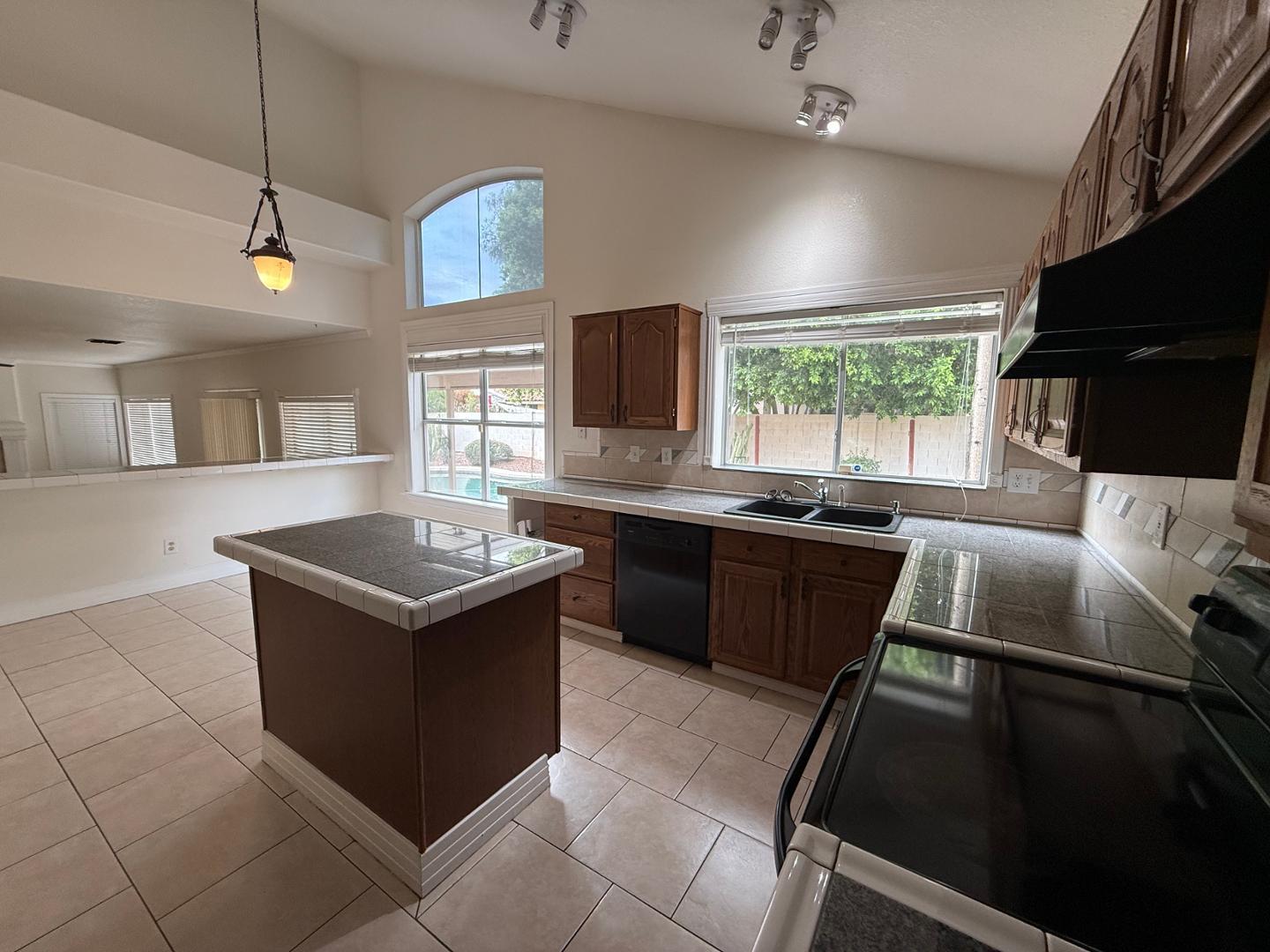 3012 E Hermosa Vista Drive, Mesa, AZ, 85213