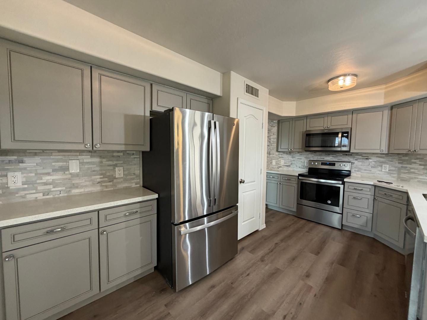 902 S Surfside Drive, Gilbert, AZ 85233