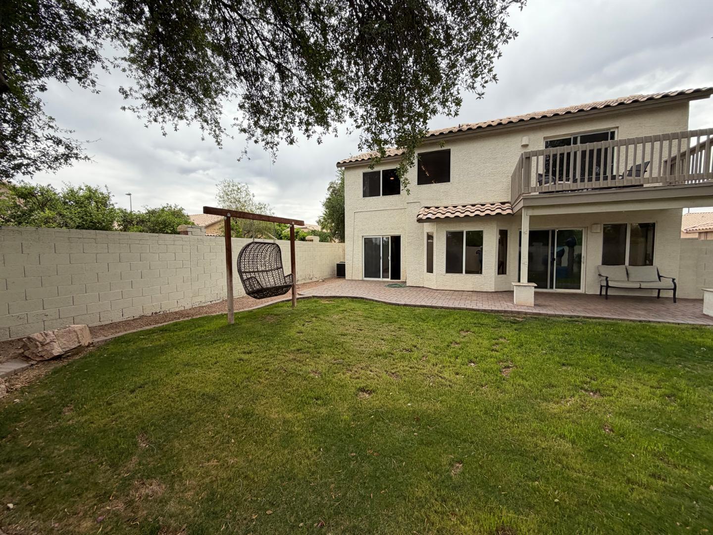 902 S Surfside Drive, Gilbert, AZ 85233