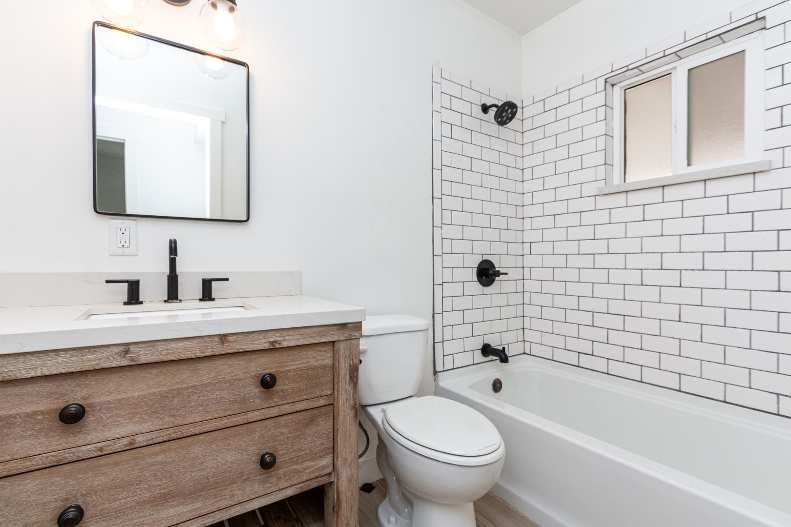 114 E Elliot, Gilbert, AZ, 85234