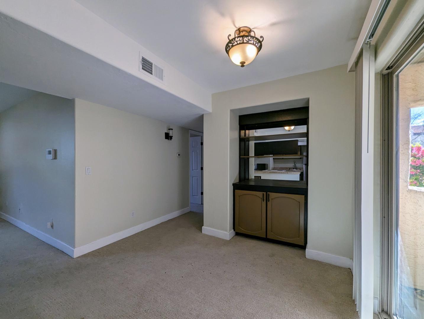 720 E Alice Avenue Unit 102, Phoenix, AZ 85020