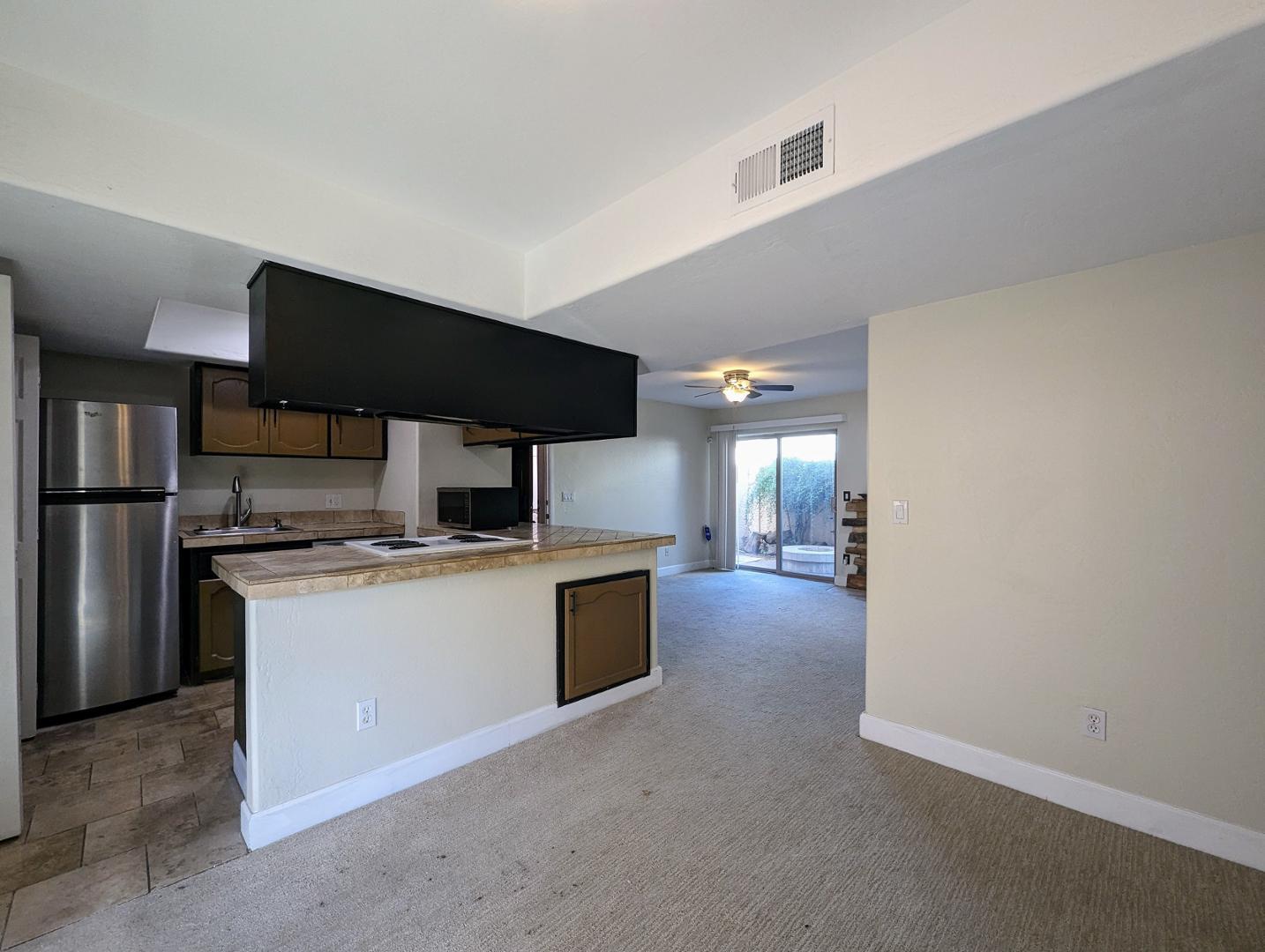 720 E Alice Avenue Unit 102, Phoenix, AZ 85020