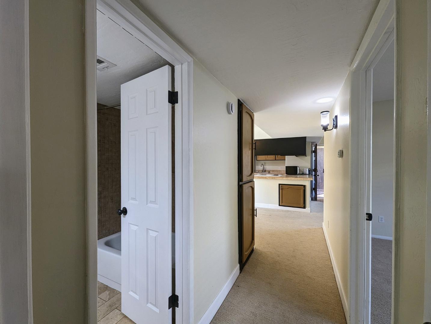 720 E Alice Avenue Unit 102, Phoenix, AZ 85020